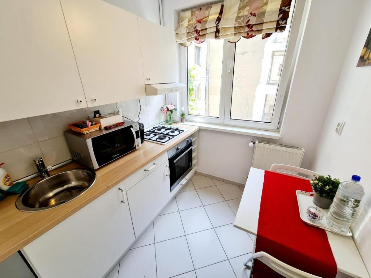 Downtown, Ideal For Longer Stays, Family Friendly Apartment - Nb73A Bucarest Exterior foto