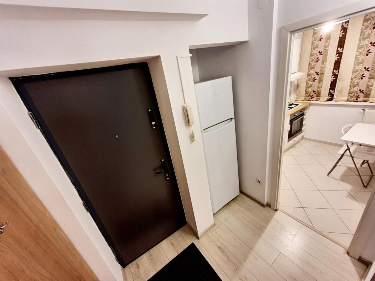 Downtown, Ideal For Longer Stays, Family Friendly Apartment - Nb73A Bucarest Exterior foto